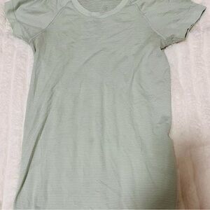 lululemon athletica Light Green Short Sleeve Tee